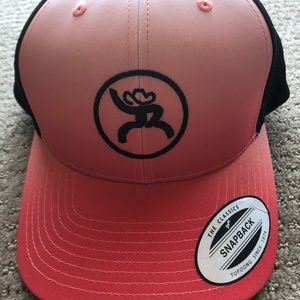 Yeeha! 🤠 Save a horse ladies and wear this hat!!